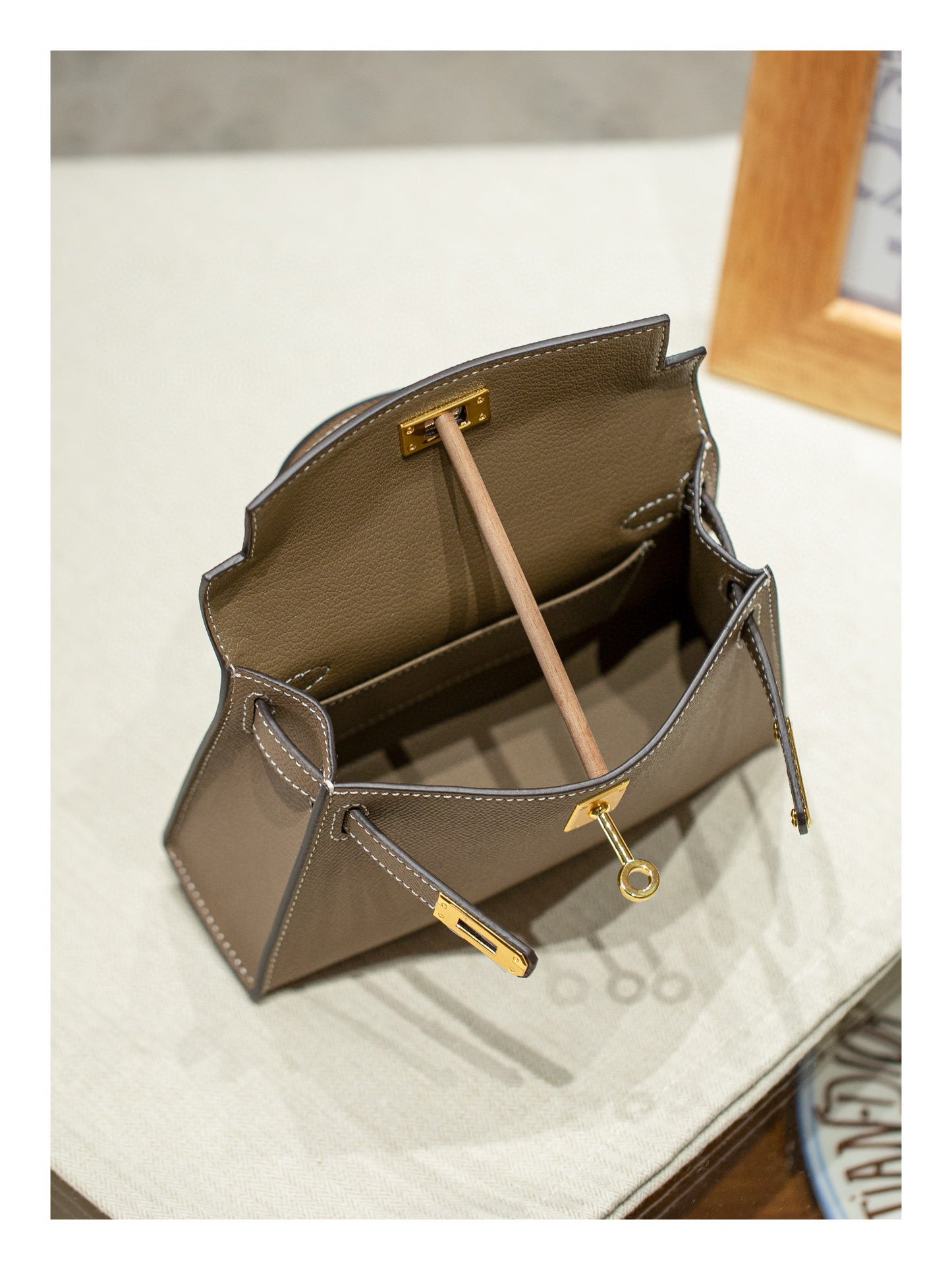 kelly bag taupe -100% cowhide