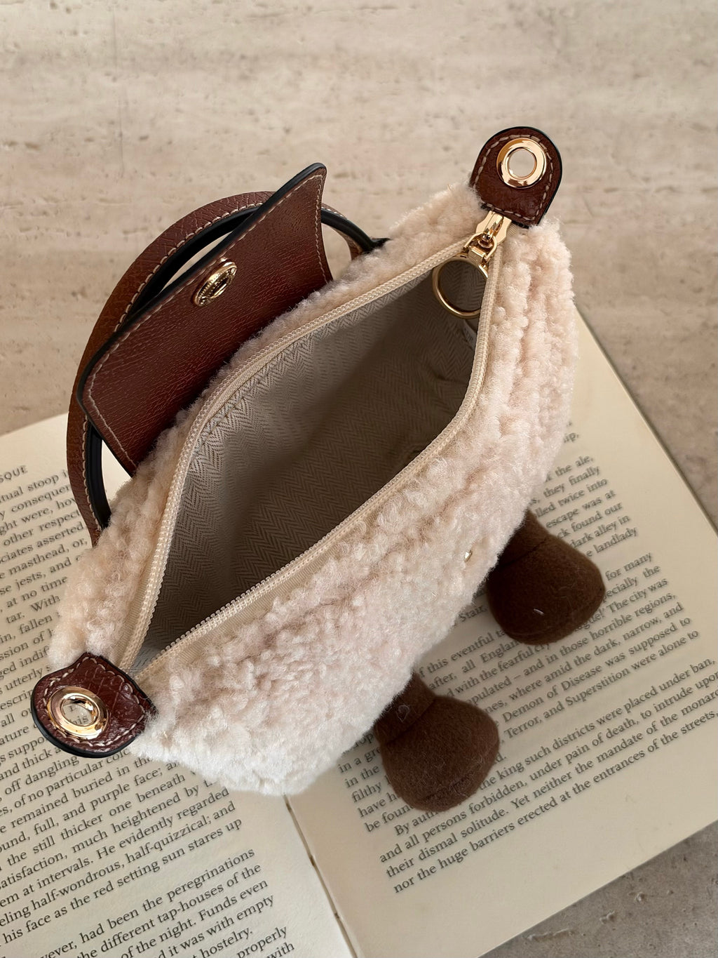 Cute Plush Smiling Face Mini Tote Bag | Fluffy Plush Handbag with Leather Trim & Feet, Adorable Kawaii Shoulder Bag