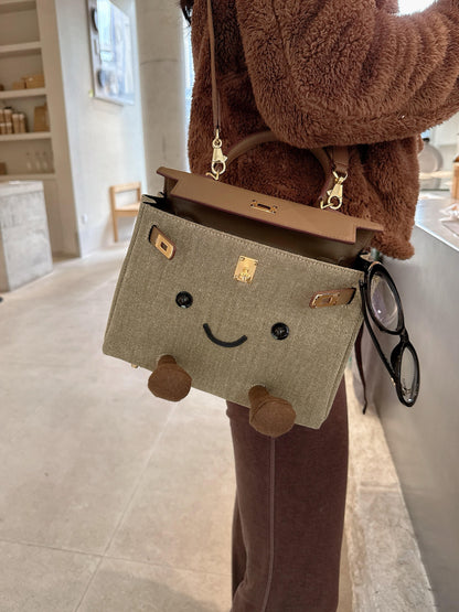 Ready Stock Classic Biscuit Fluff Clarette Bag