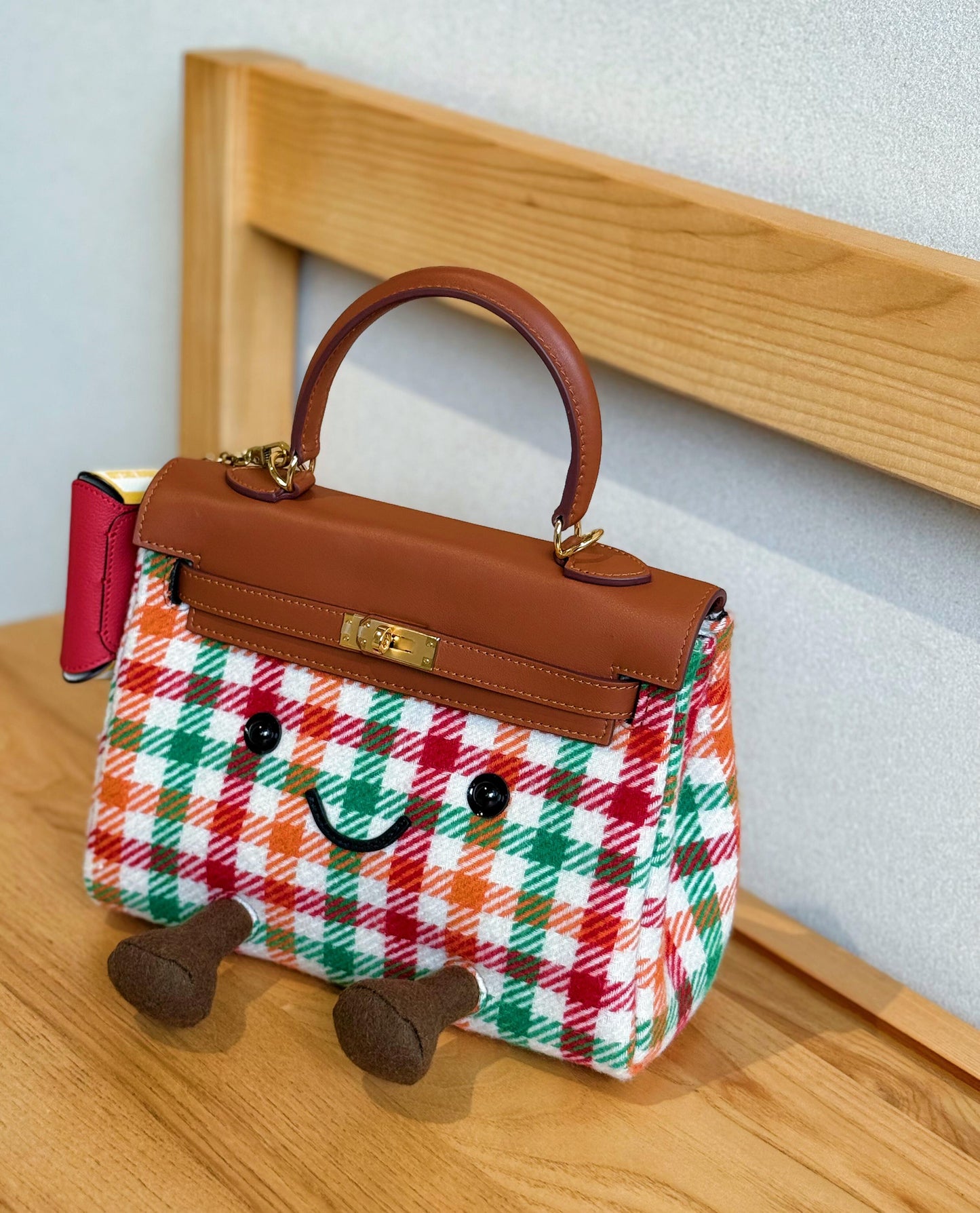 Ready stock Classic Noel Fluff Clarette Bag