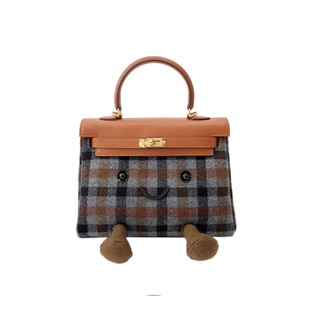 Classic Praline Fluff Clarette Bag