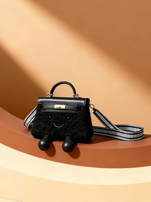 Classic Praline Fluff Clarette Bag