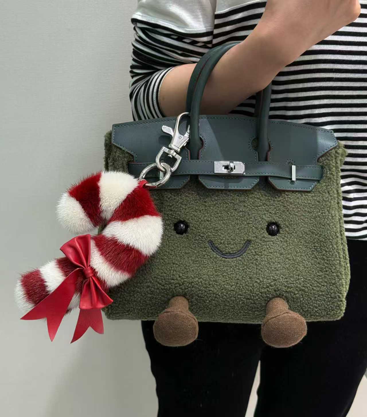 British Retro Moss Sherpa Tote (Classic Silhouette)