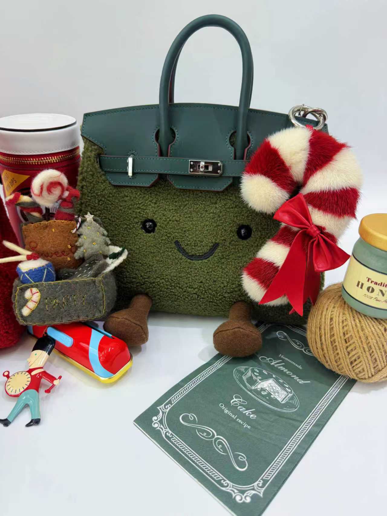 British Retro Moss Sherpa Tote (Classic Silhouette)