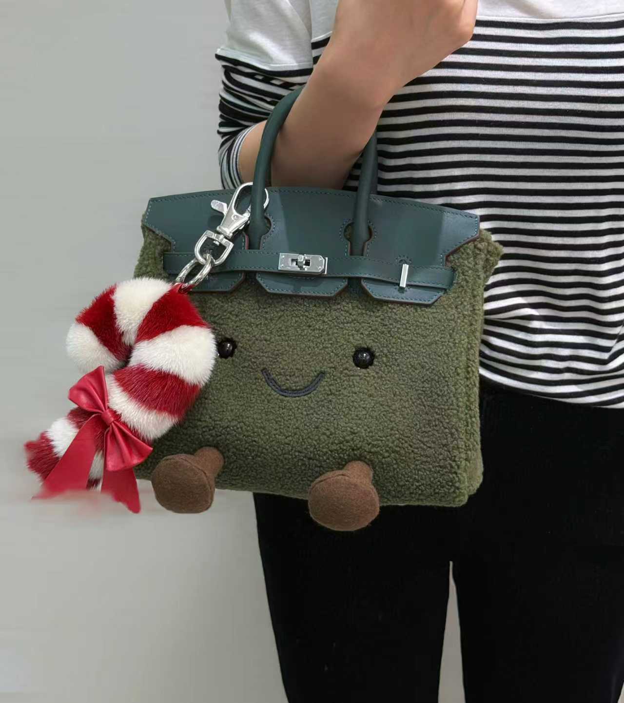 British Retro Moss Sherpa Tote (Classic Silhouette)