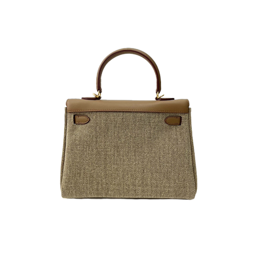 Ready Stock Classic Biscuit Fluff Clarette Bag